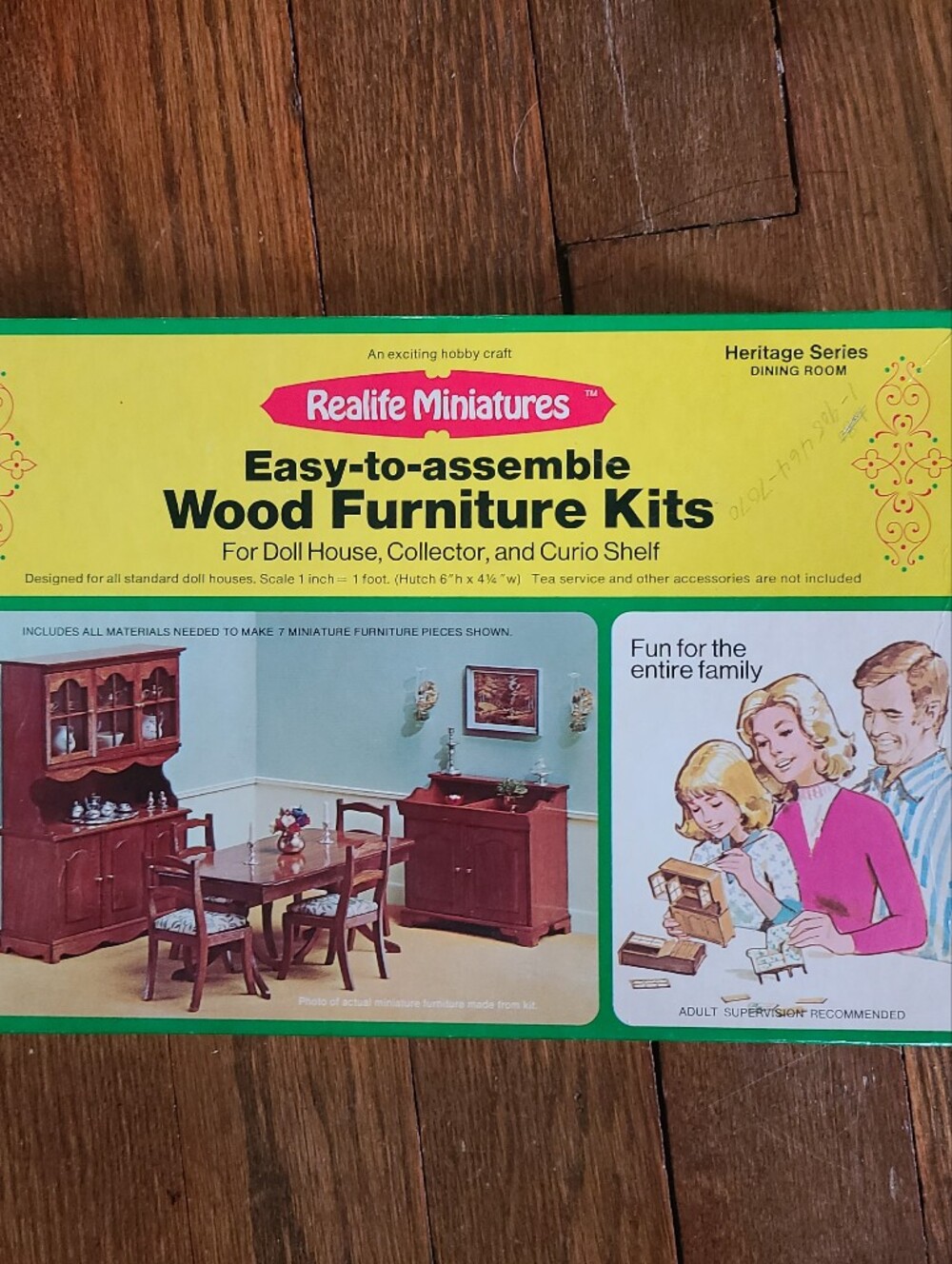 Realife Miniatures Easy-to-Assemble Wood Furniture Dining Room Kit -190
